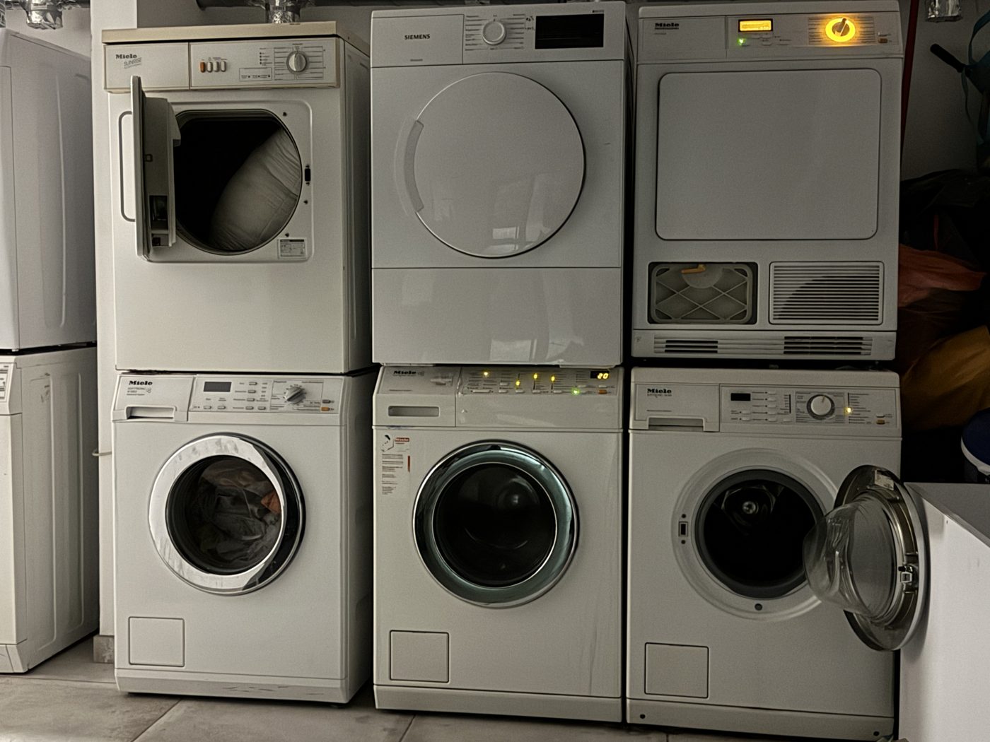 Mašine za pranje i sušenje veša – I&I Wash House